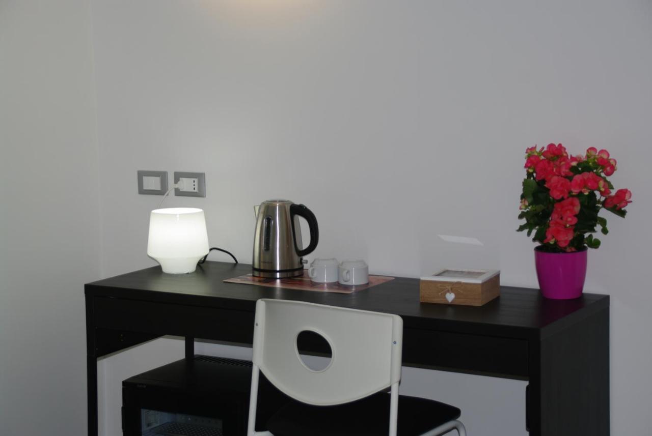 Travel House Hotel La Spezia Bagian luar foto