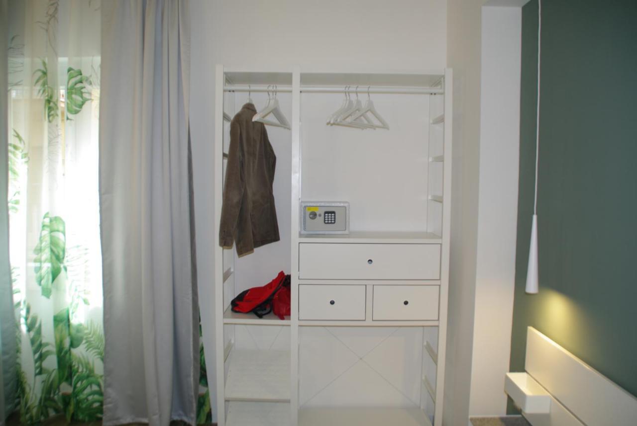Travel House Hotel La Spezia Bagian luar foto